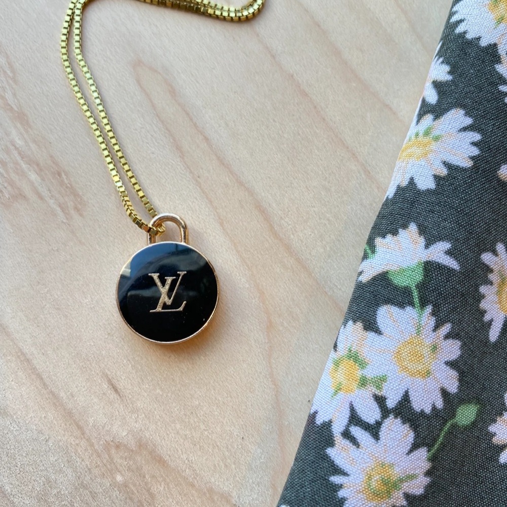 LIMITED QUANTITIES 2 LEFT LV Cute charm 1 black gold upcyle ideas for jewelry - Picture 5 of 17